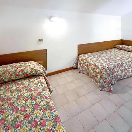 Stunning In Apartament